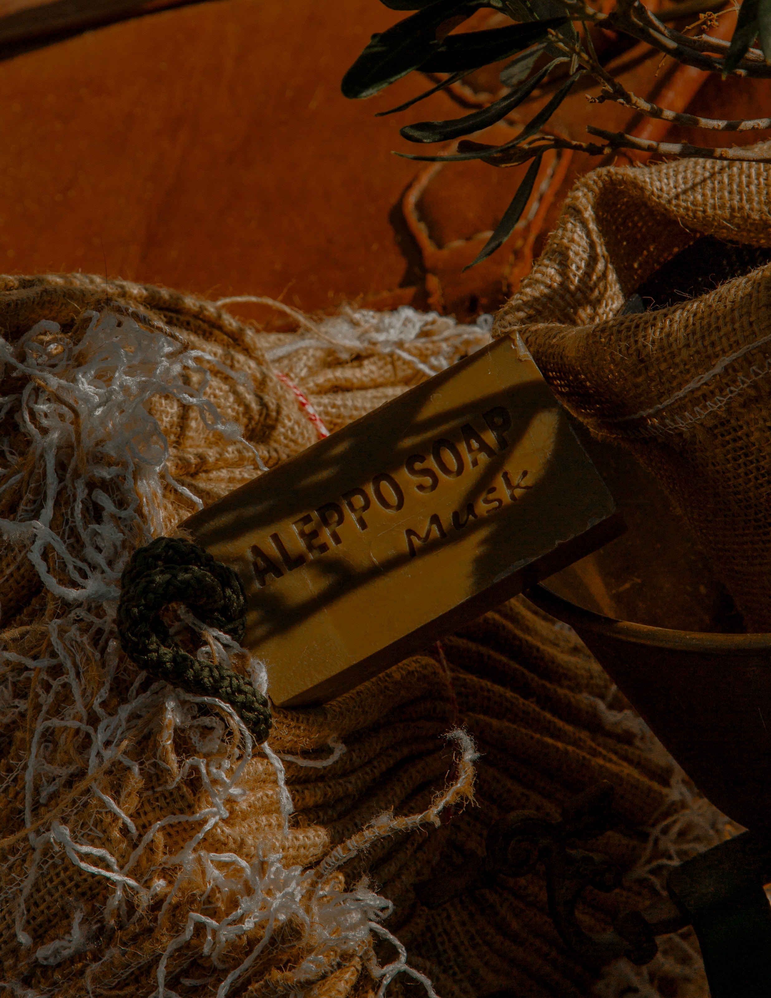 Savon d'Alep aux notes chaudes de Musc